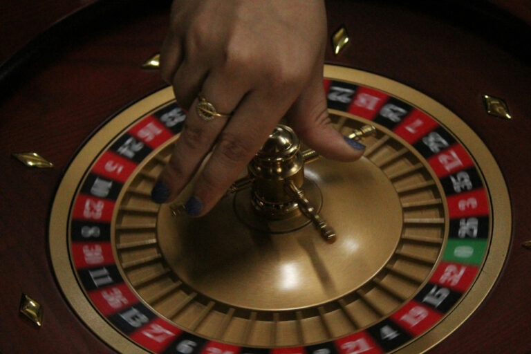 Les secrets révélés : comment jouer à lightning roulette efficacement