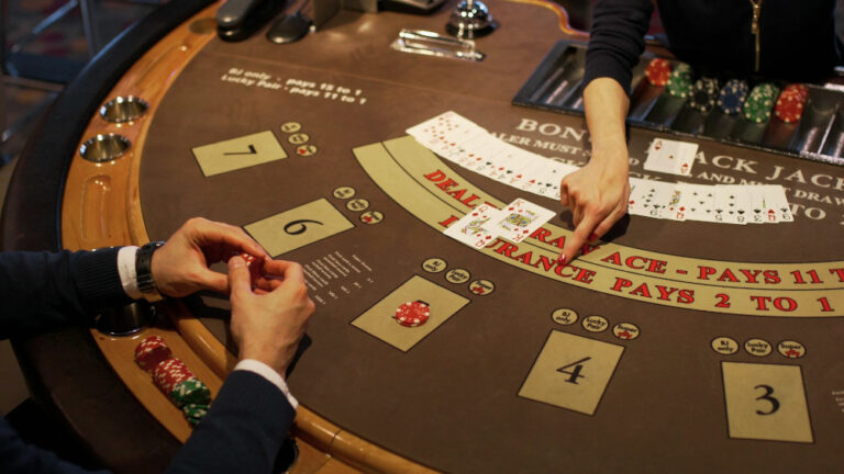 Découvrez comment jouer au live baccarat comme un pro
